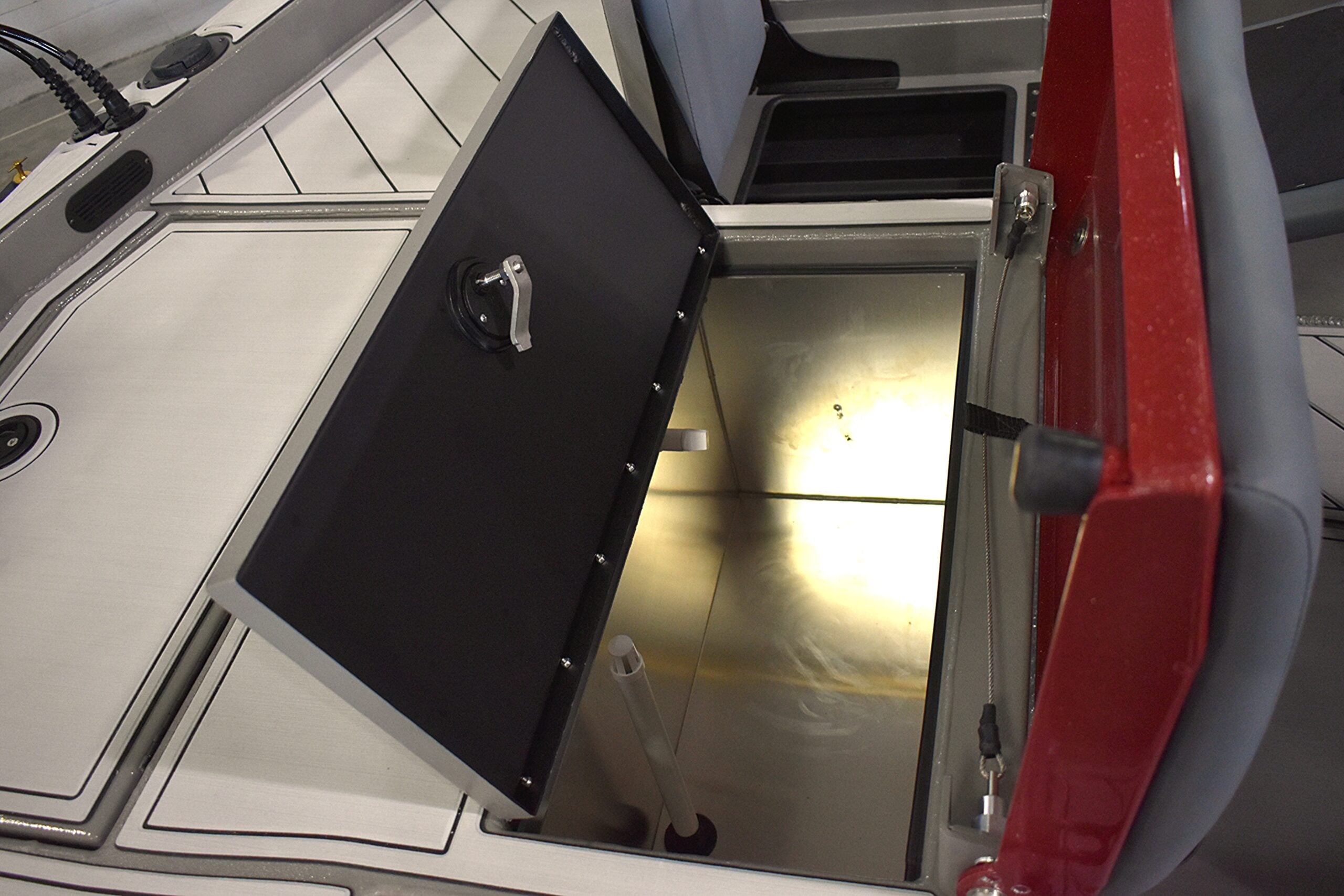 1900 Lake Hammer Center Console (LH1900cC) – THOR Boats